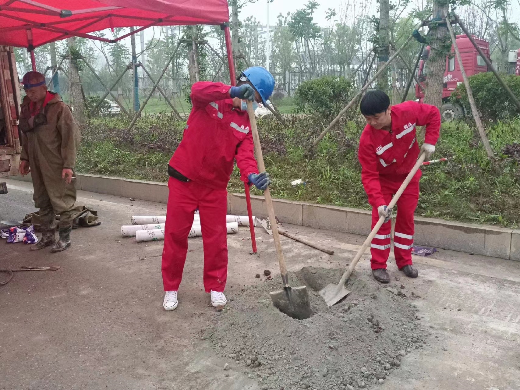 勐海管道疏通哪家好】及时进行市政管道清淤
